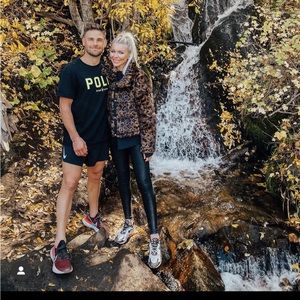 Abercrombie puffer jacket medium